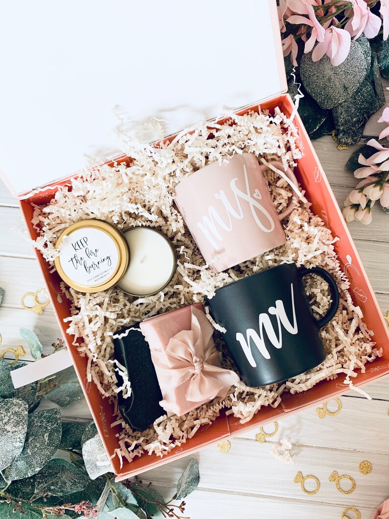 Wedding gift for couple Wedding gift basket Couples gift | Etsy