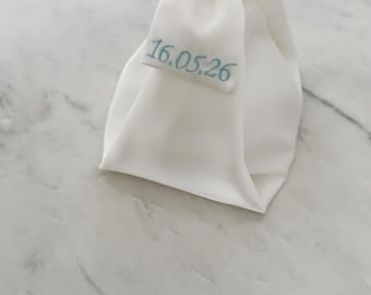 White wedding bridal satin bow bag, Bridesmaida gift, small bow handle bag, handmade satin purse with wedding date embroidery