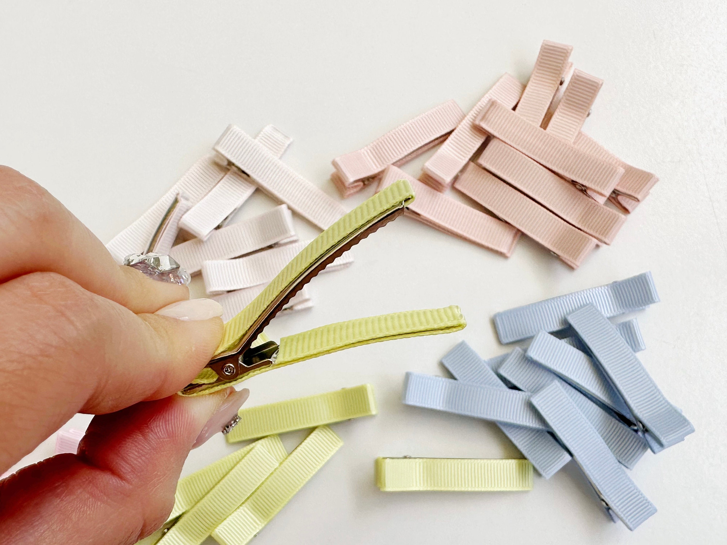 60 Fermagli Per Capelli A Fiocco In Nastro Grosgrain 5,1 Cm - Rosso Assortiti Per Bambine E Ragazze