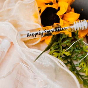 50/100/200 Personalized Wedding bubbles, Perfect for  send off, wedding favors, quinceanera, custom party favors, bubble tubes, birthdays