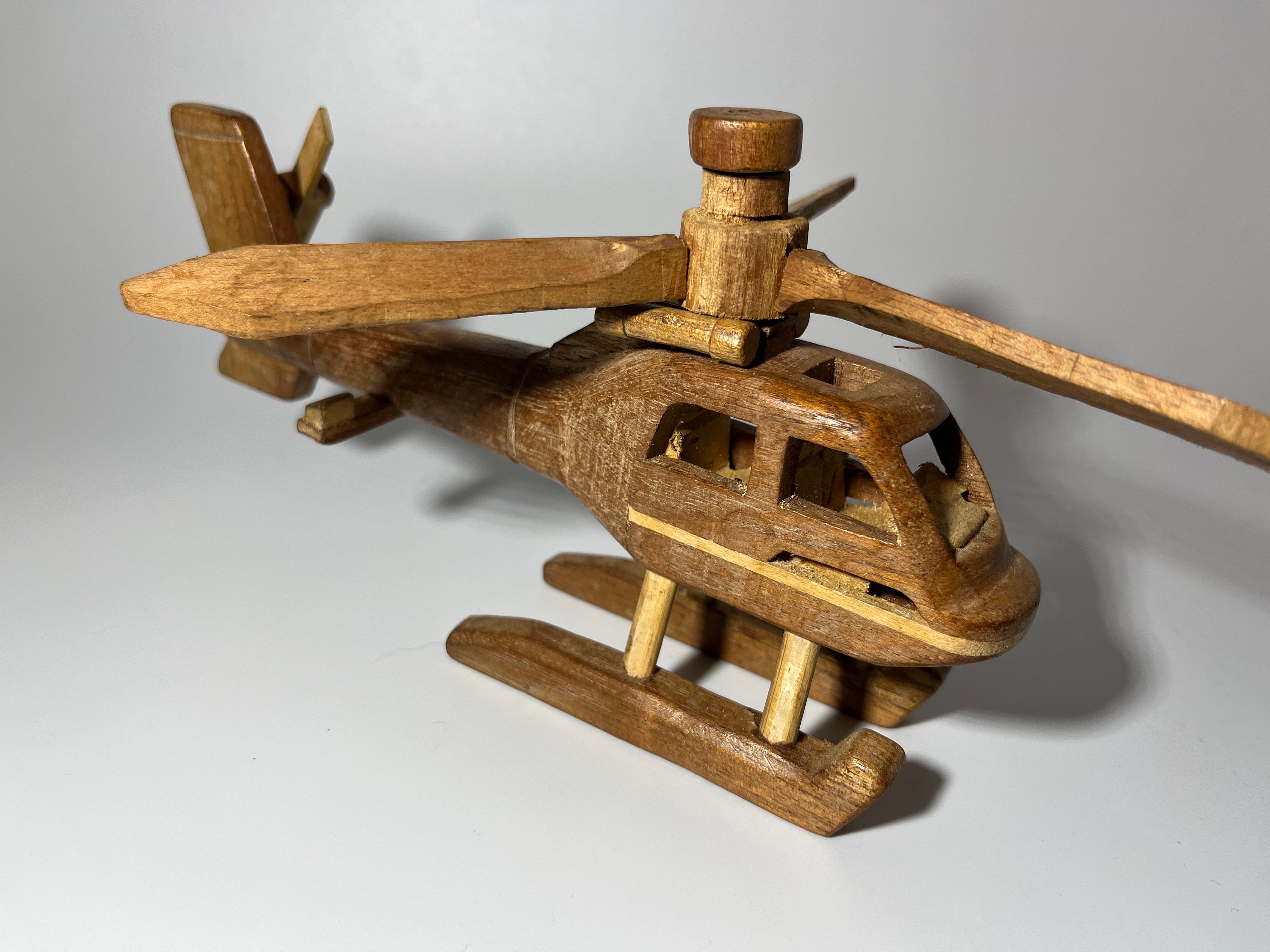 Wooden helicopter 2025
