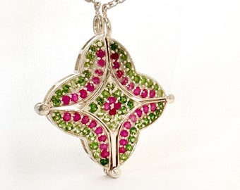 2 in 1 Unique Ruby and Tsavorite Silver 925 Pendant cum Necklace - Ruby and Tsavorite Pendant - Ruby and Tsavorite Necklace w attached Chain