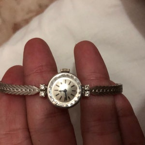 Watch rejoices ORIGINAL Zenith in white gold with glitter