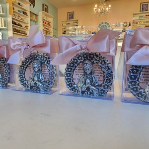 12 pieces Virgin Mary Pewter /favors/baptism/communion/wedding