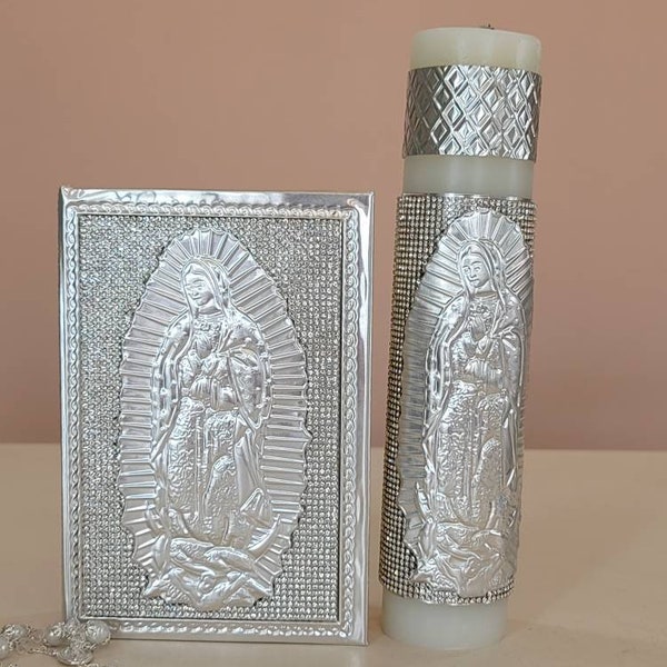3 piezas Hermosa Biblia en relieve de metal, vela y rosario primera comunión / confirmación / aniversario / piedra swarovski