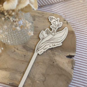 Sprig of lily of the valley to plant – Wooden plant decoration – May 1st gift – Eternal lily of the valley – A sprig of happiness – Labor Day