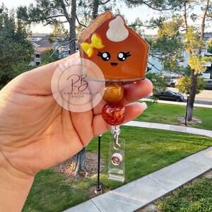 Cute Pie with beads Badge Reel |Pumpkin Pie | Interchangeable | Pie Badge Reel | Holiday Badge Holder | Nurses | Retractable