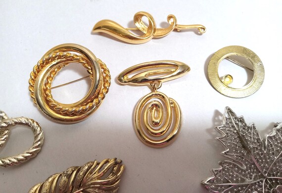 Vintage Gold & Silver Tone NOT PERFECT Brooch Lot… - image 5