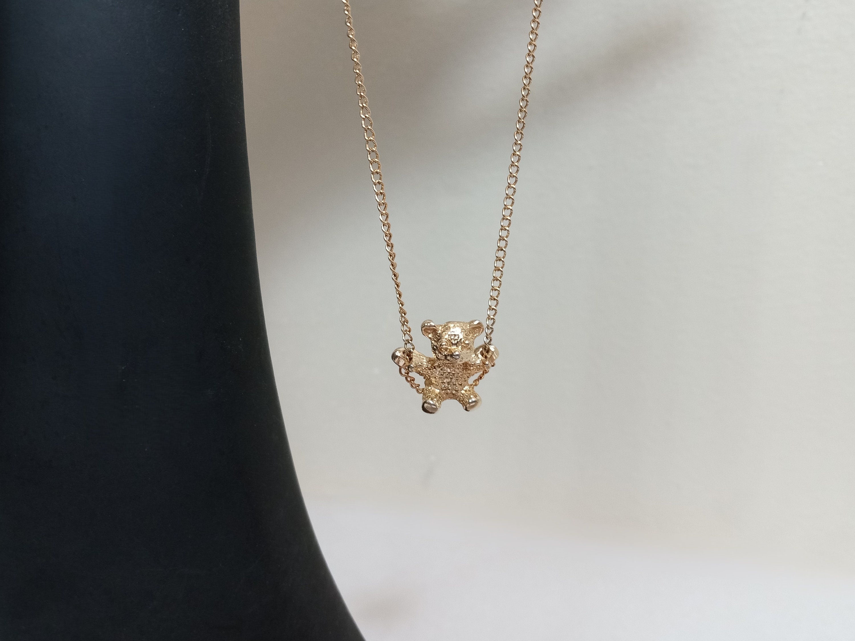 Vintage Sarah Coventry Gold Tone Swinging Teddy Bear Necklace; Vintage  SARAH COVENTRY Bear Necklace; Gold Tone Bear Pendant Necklace