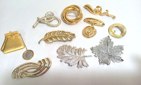 Vintage Gold & Silver Tone NOT PERFECT Brooch Lot… - image 1