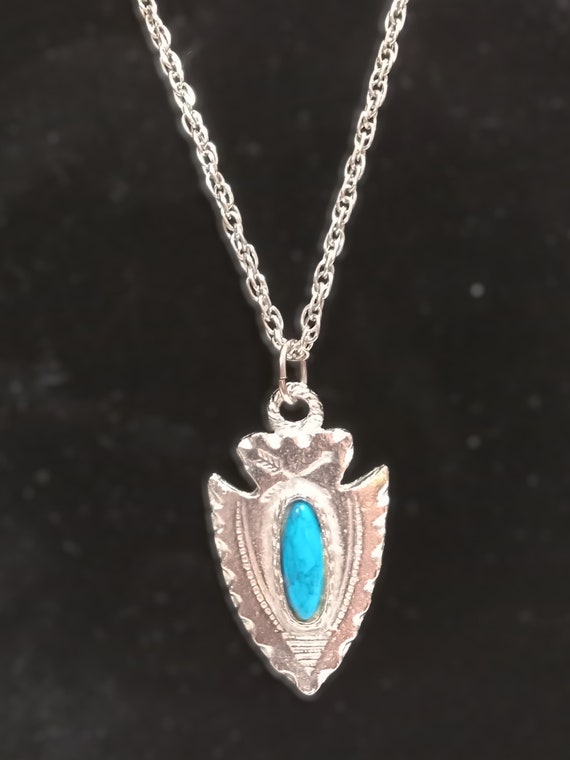 Vintage Silver Tone Turquoise Arrowhead Pendant N… - image 3