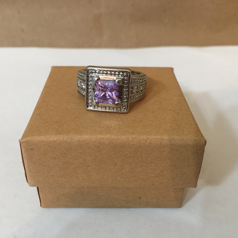 Silver Tone Wide Band Prong Set Princess Cut Purple Amethyst /& CZ Accent Ring ; Silver Tone Amethyst Ring ; Edgy Purple Amethyst Ring
