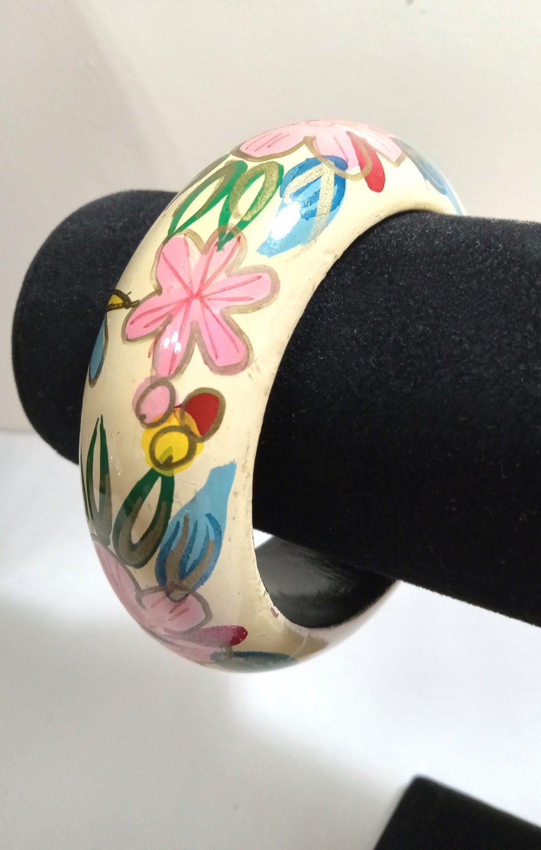 Simple DIY Wire-Wrapped Wooden Bangle Bracelet