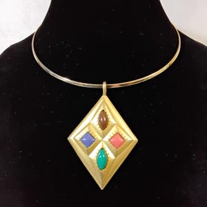 PREMIER DESIGNS Gold Tone Pendant Choker; Gold Tone PD Choker; Pendant Choker; Gold Tone Choker; Omega Collar; Statement Pendant Choker