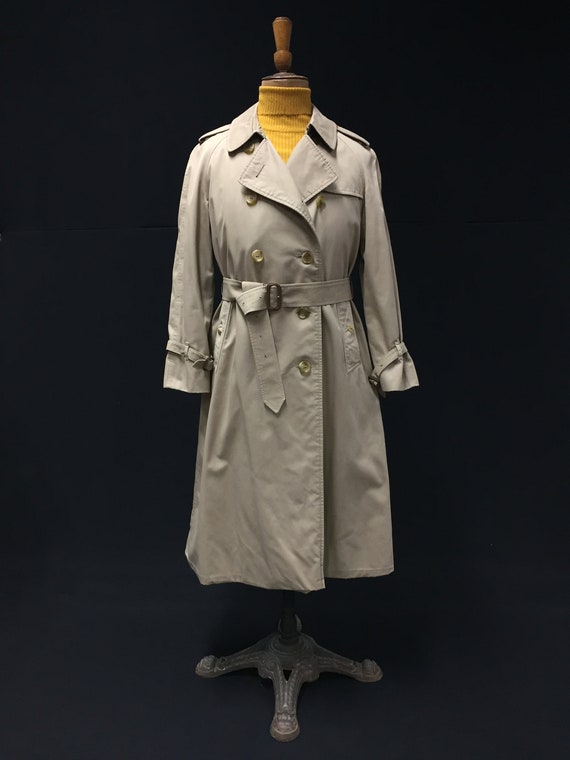 1970's Vintage Burberry Trench Coat * authentic *
