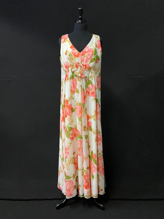 1960's Large Floral Print Cocktail Party Dress - J