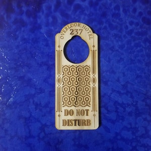 Overlook Hotel Niet storen gegraveerd deurhangerbord The Shining 237