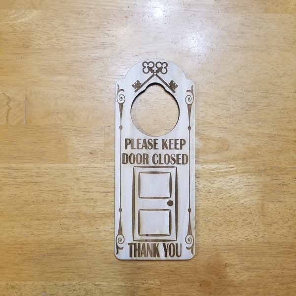 Please Keep Door Closed Engraved Door Hanger Sign No Entry Do Not Disturb