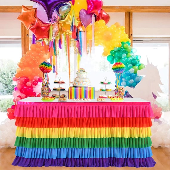 Gonna da tavolo arcobaleno Tovaglia colorata a 5 livelli Battiscopa da  tavolo principessa per tavolo da torta Compleanno Baby Shower Party  Banchetto Forniture per decorazioni per la casa -  Italia