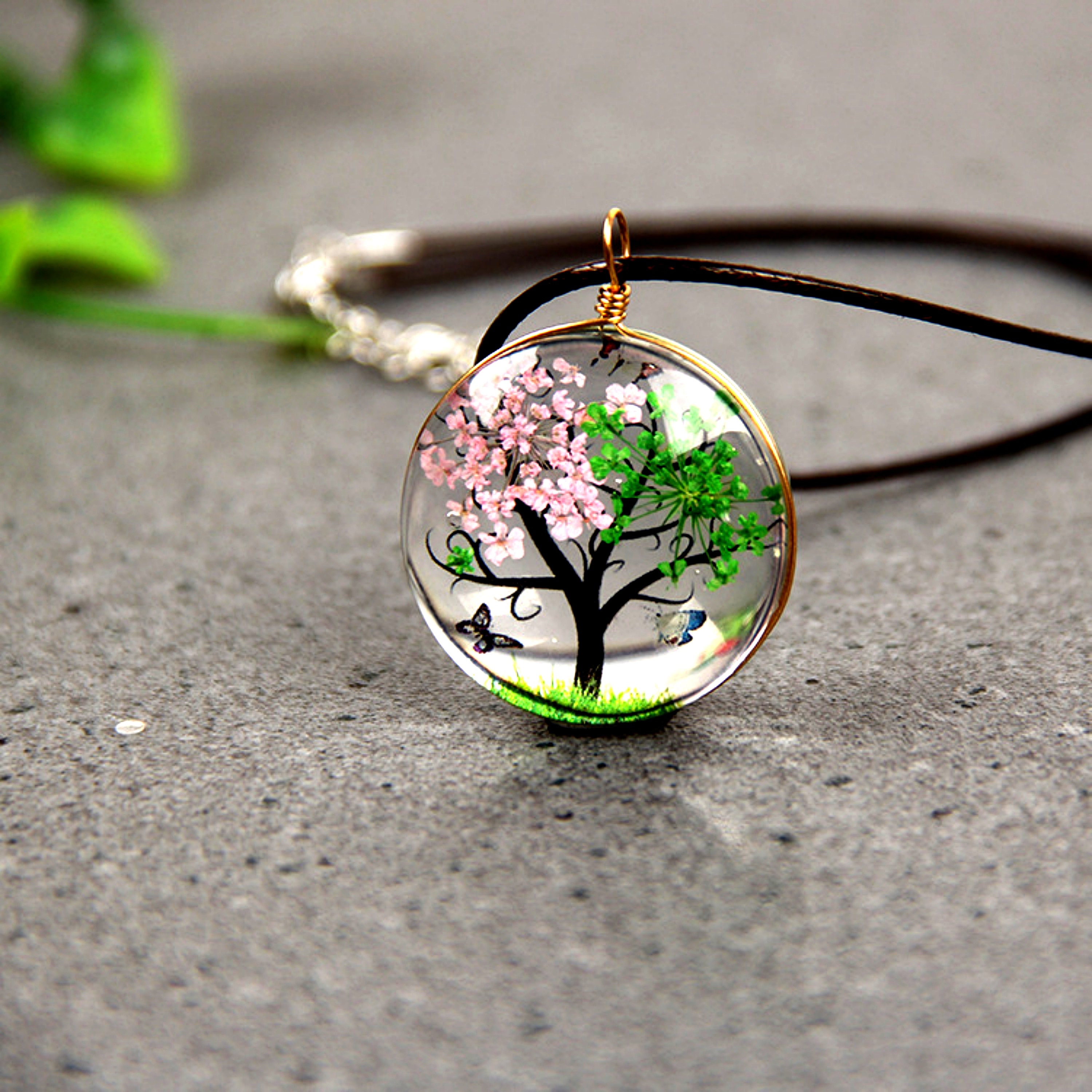 Natural Dried Flower Life Tree Pendant Necklaces for Women