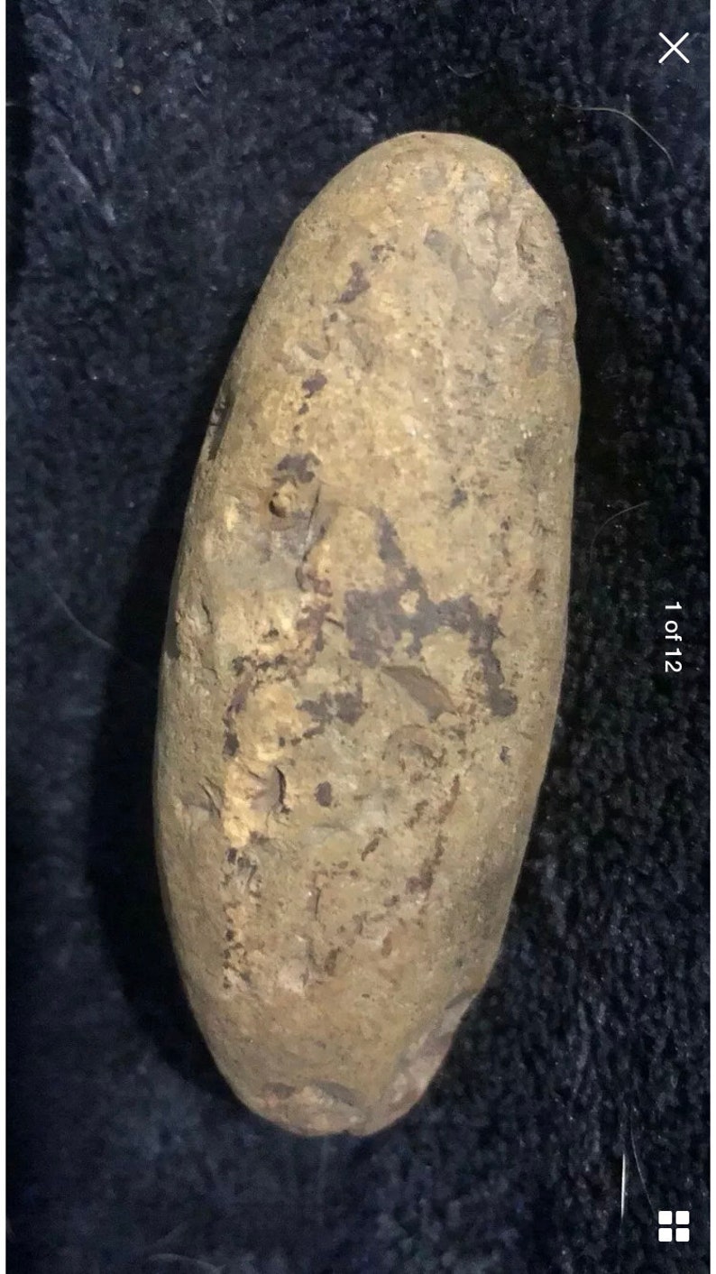 Superb Native American Mano Pecking Stone Pictographs Artifact Tool