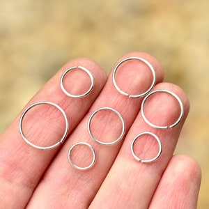Kleine hoepel oorbellen, Sterling zilver kleine huggie kraakbeen, conch, tragus, helix, neus ring