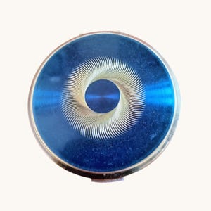 Stratton Vintage English Powder Compact, 1960s