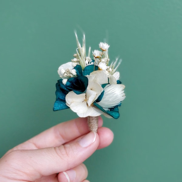 Boutonnière Emeraude en fleurs éternelles - Collection mariage, bouquet broche pour marié et témoin - Accessoire mariage homme et enfant