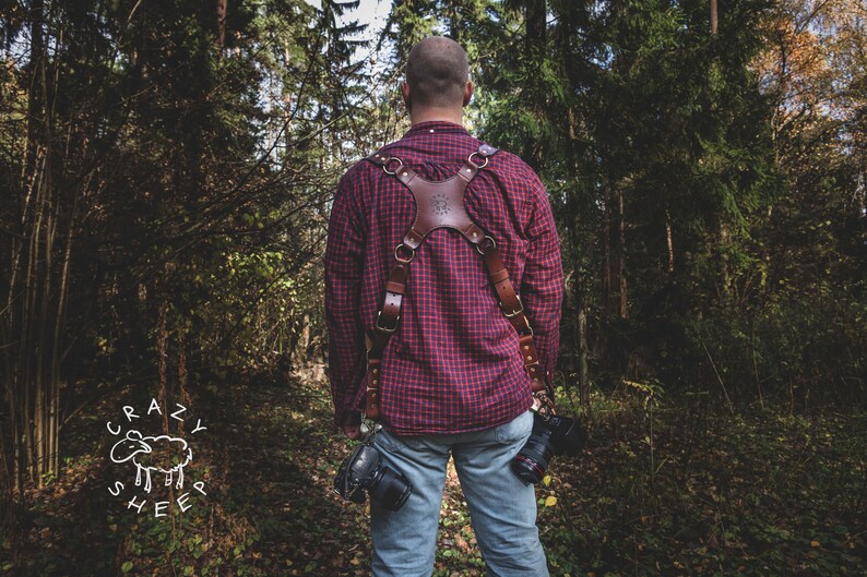 Multicamera photographer Strap pattern Comfortable shoulder strap to relieve neck strain Easy to do at home For your best shots.