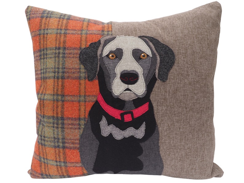 SAMPLE SALE Black Labrador Cushion, Black Labrador Pillow, Pet portrait cushion, handmade to order, Pet lovers gift image 1