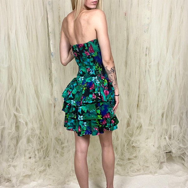 Vintage 90’s All That Jazz Floral Strapless Ruffle Dress