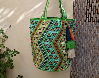 Wayuu Tote Bag Unique Piece, traditional Wayuu design made in vibrant green, blue, beige and orange. Luxury bag. Premium Quality