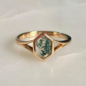 Vintage Hexagon Moosachat Ring: 14k Gelbgold Solitär