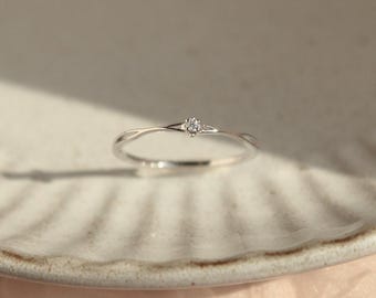 Dainty 14K Gold Moissanite Ring: Minimalist Promise Ring