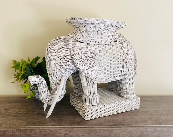 Vintage White Wicker Elephant Plant Stand//end Table//wicker Etsy