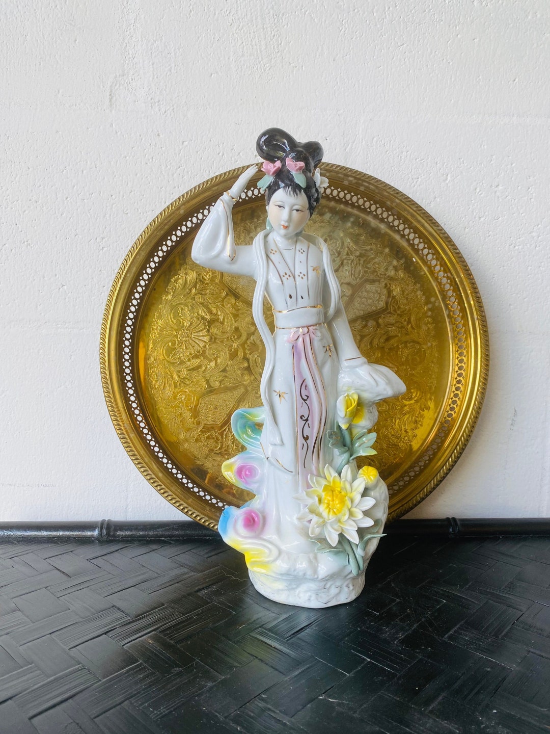 Vintage Porcelain Geisha Figurine Geisha Statue Oriental Etsy