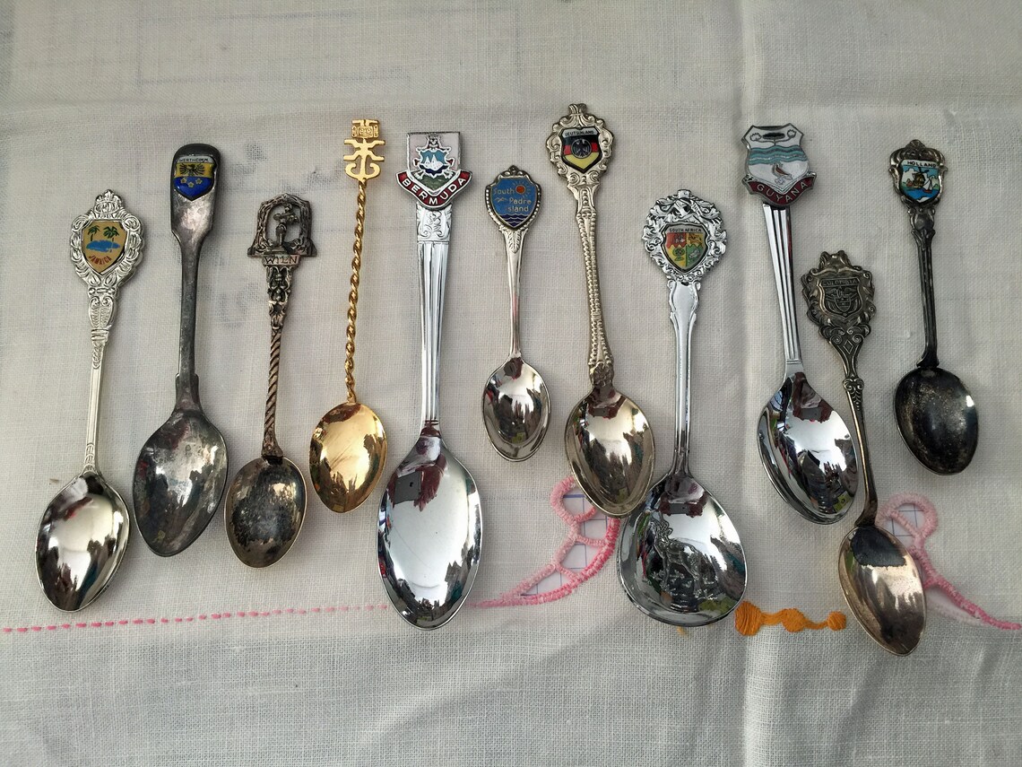 10 International Souvenir Collectable Spoons Etsy