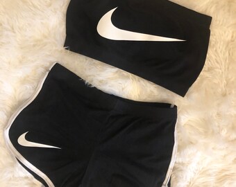 nike crop top and shorts