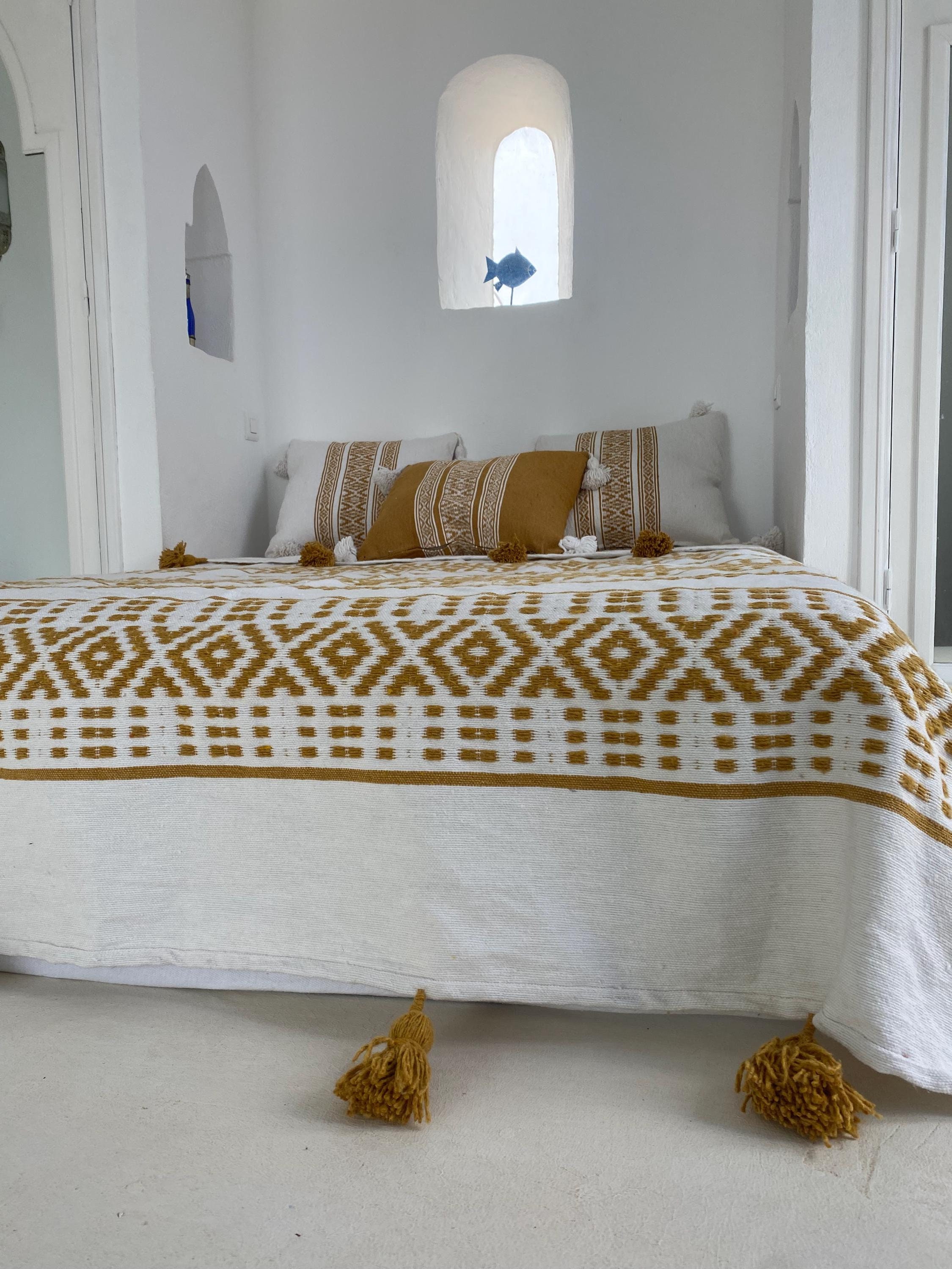 Moroccan Pom Pom Blanket - Etsy