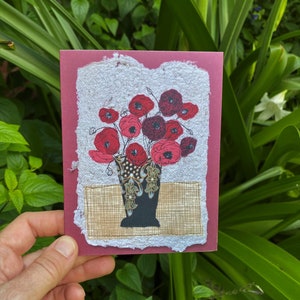 Carte de voeux coquelicots, impression pliée vierge d'art technique mixte original, carte pour notes vase de fleurs, carte toutes occasions pour jardinier.