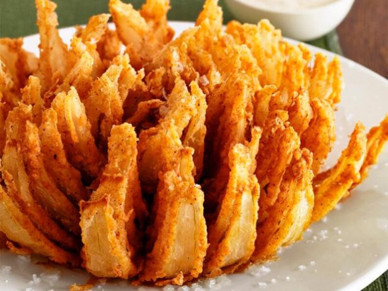 FLOWERING ONION CUTTER, Onion Flower, Appetizers, Blooming Onion Cutter, Blooming Onion Machine, Cut Onions, Onion Cutter, Food Cutters image 6