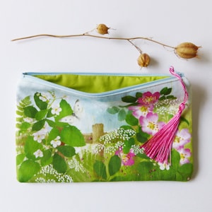 Portefeuille brodé fait à la main/ Sac à main brodé d’été/ Sac zippé brodé/ Rebecca Spikings