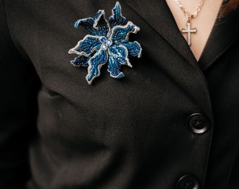 Blue flower brooch, dark turquoise fashion flower brooch, brooch gift for mom