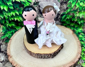 Handmade Wedding Peg Doll Cake Topper, Wedding Cake Topper, 079  Personalized Wedding Cake Topper, Lovely Cake Topper