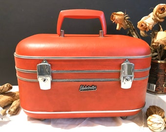 Brilliant Red Vintage Globetrotter Train Case 1960’s