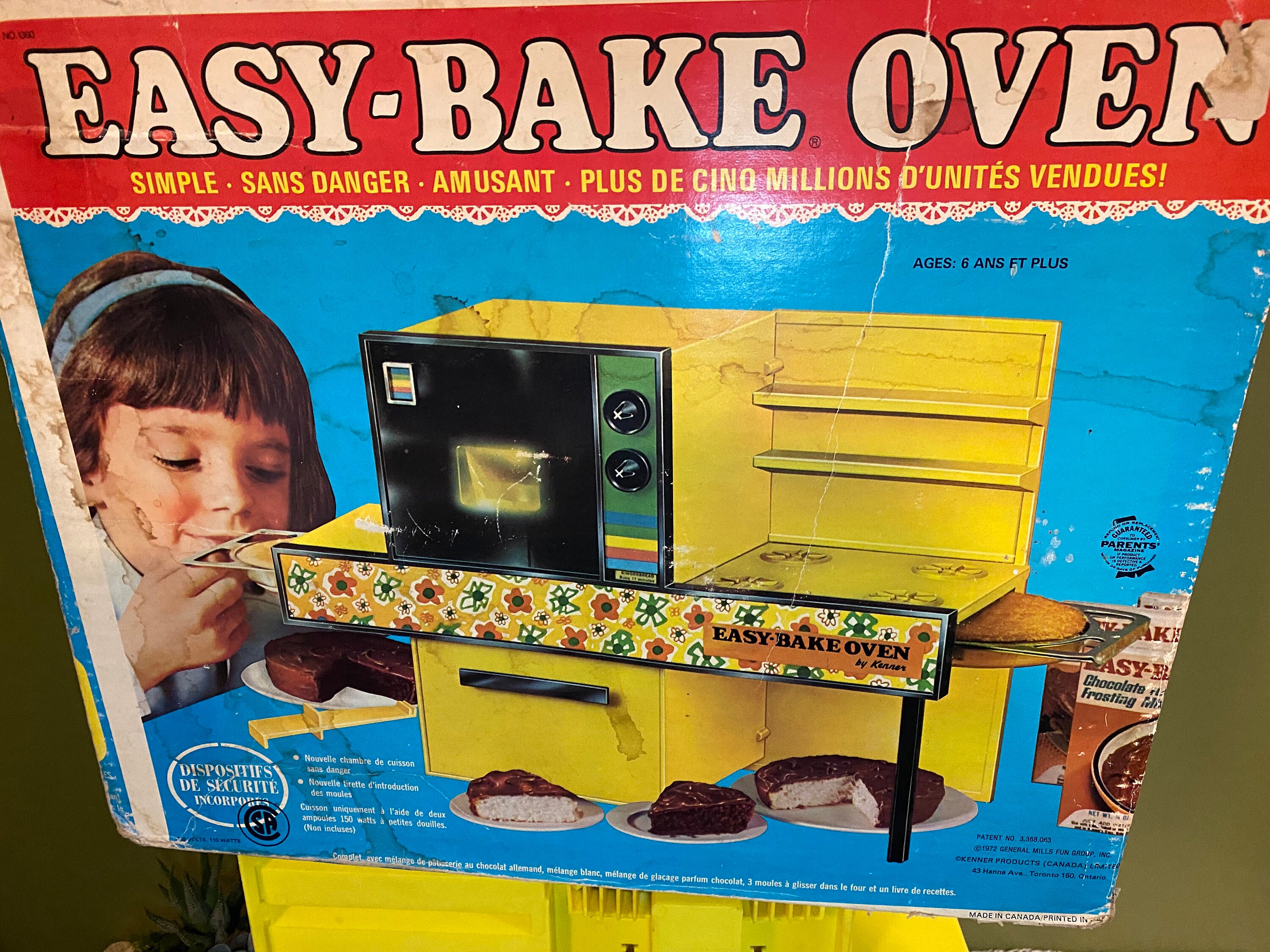 1972 Kenner Easy-bake Oven With 