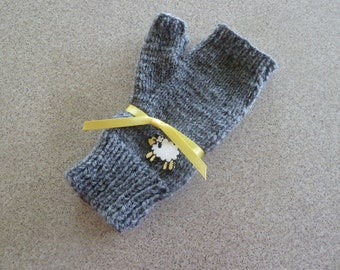 New hand knitted grey fingerless MITTENS Average woman