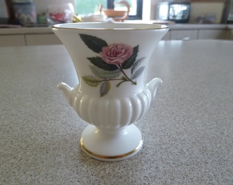 Vintage WEDGWOOD bone china VASE C. 1975 8.5" tall. Urn with rose design.