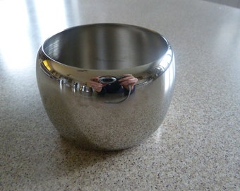 Vintage &#39;Old Hall&#39; stainless steel &#39;Connaught&#39; SUGAR BOWL 7cm diameter/8oz