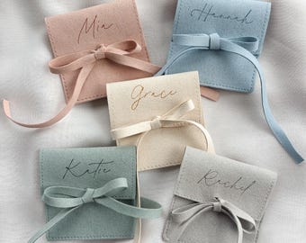 Personlig smyckespåse - Anpassad mockanamngåva, brudtärnesminne